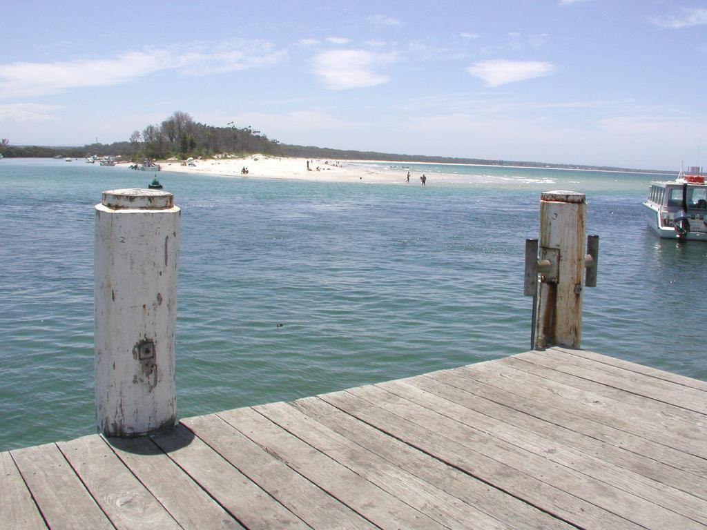 Huskisson Bed And Breakfast Exterior photo